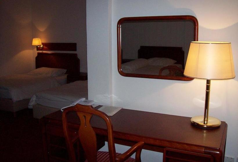 ホテル S Centrum Děčín