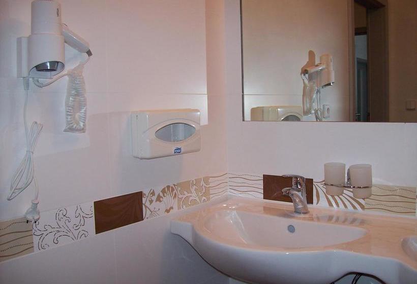 ホテル S Centrum Děčín