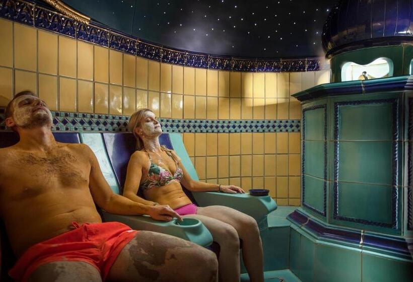 Отель Spa Resort Tree Of Life