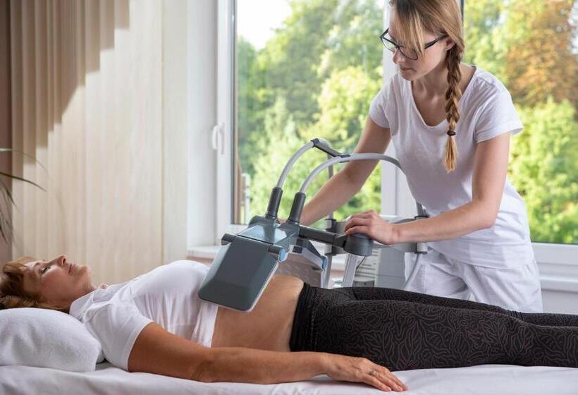 Отель Spa Resort Tree Of Life