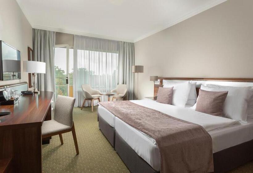 Отель Spa Resort Tree Of Life