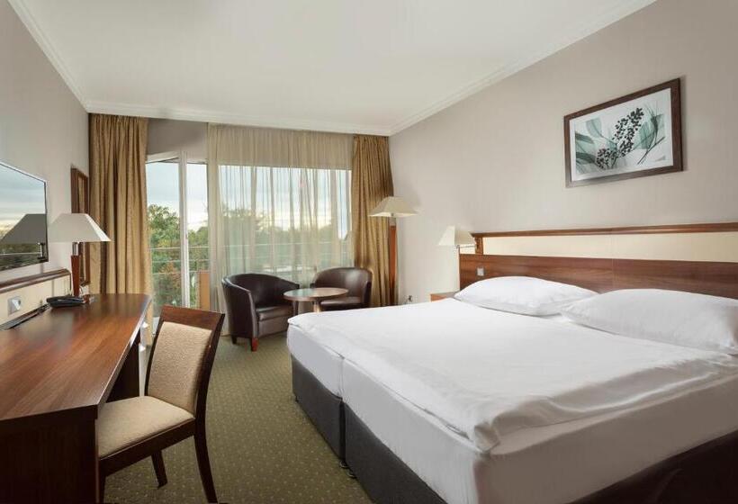 Отель Spa Resort Tree Of Life