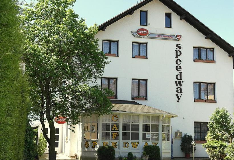 فندق Penzion Speedway