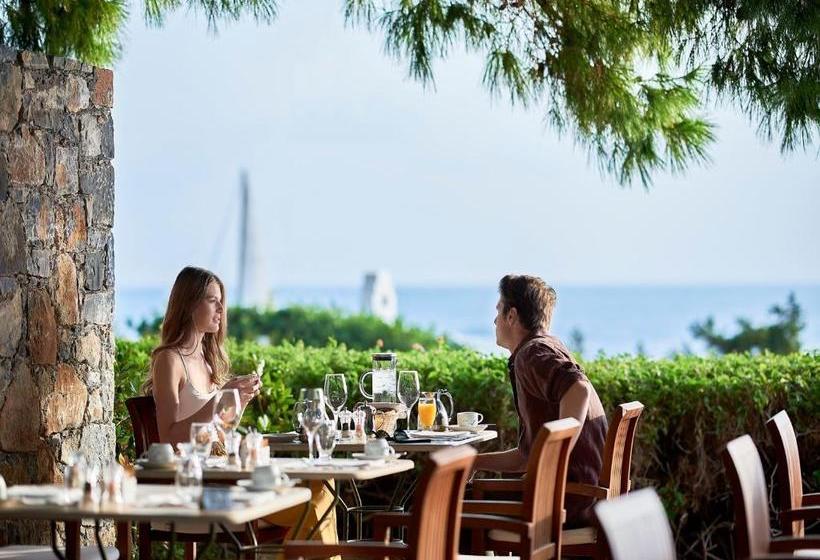 בית מלון כפרי Thalassa Villas