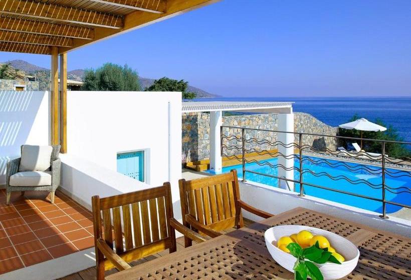 בית מלון כפרי Thalassa Villas