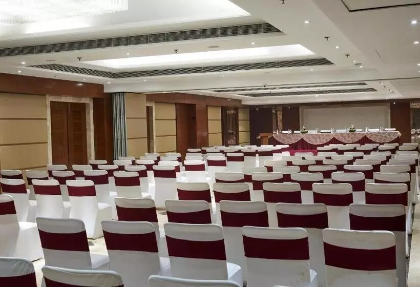 ホテル The P L Palace Agra