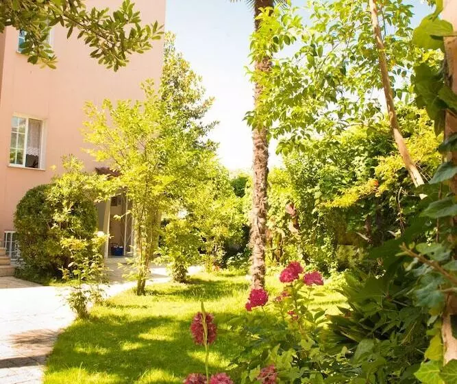 Hotelli Villa Eden