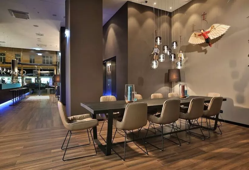 Motel One Prague Florentinum