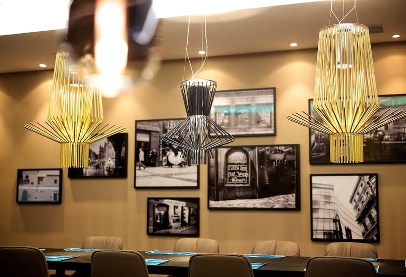 Motel One Prague Florentinum