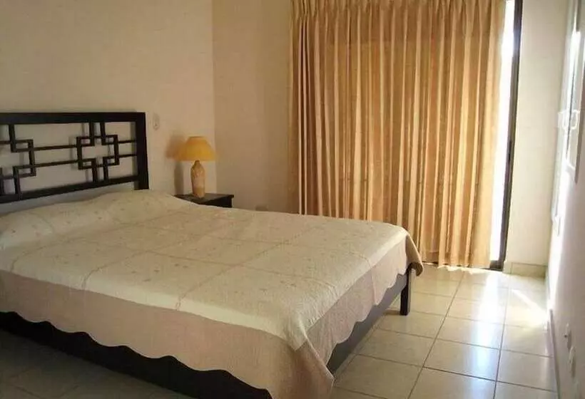 Villa Riviera