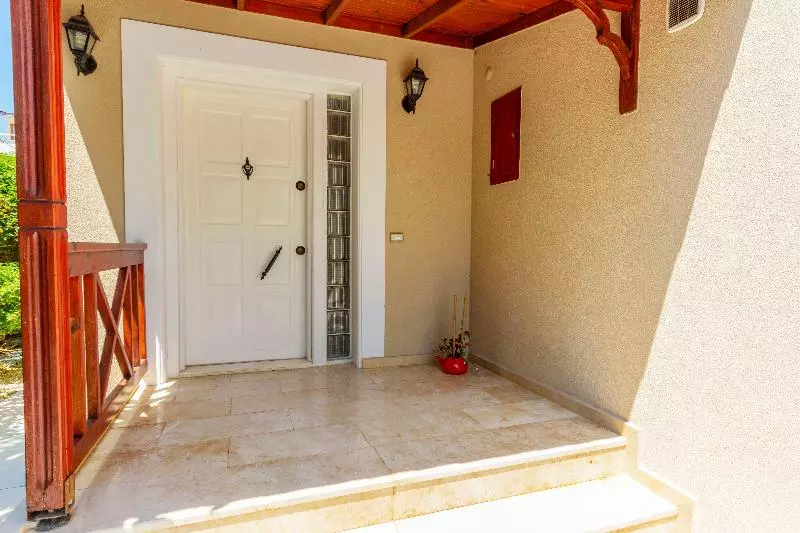 Hotelli Paradise Town Villa Beldora