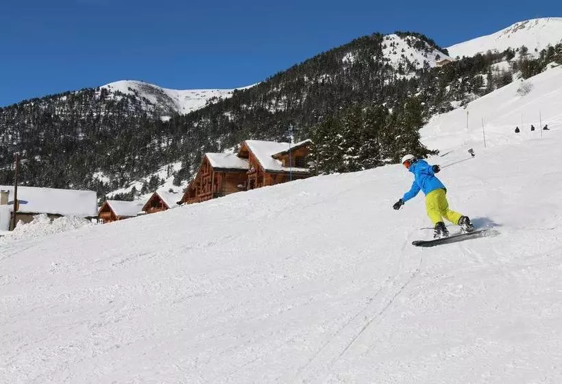 تختخواب و صبحانه Chalet Le Pot De Miel