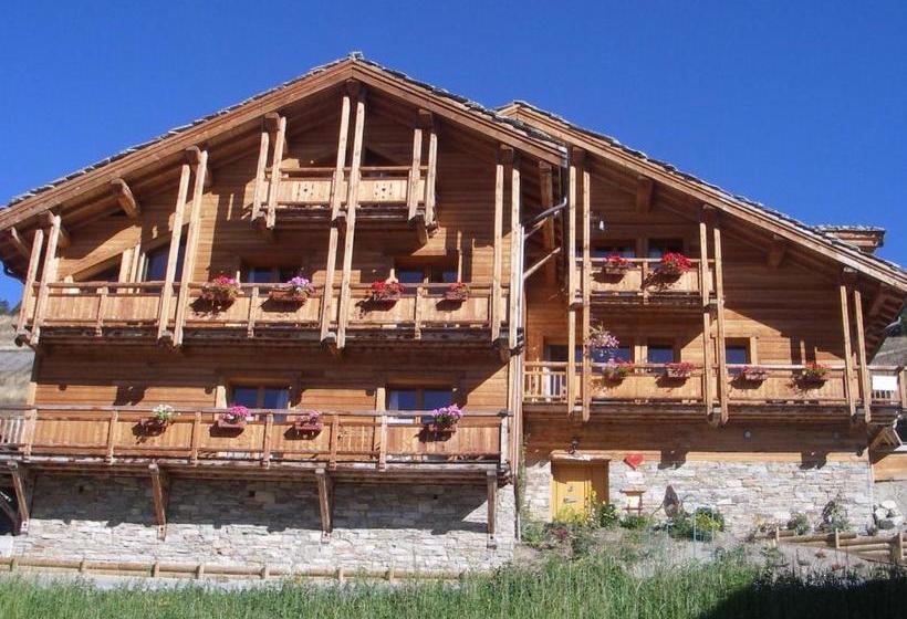 تختخواب و صبحانه Chalet Le Pot De Miel