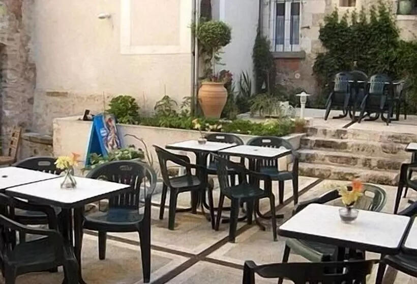 ホテル Auberge De La Tour