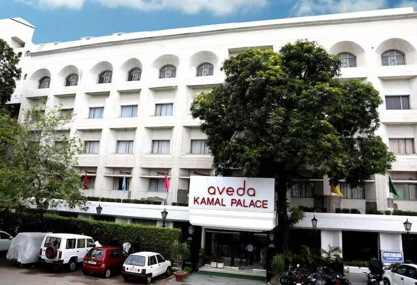 ホテル Kamal Palace