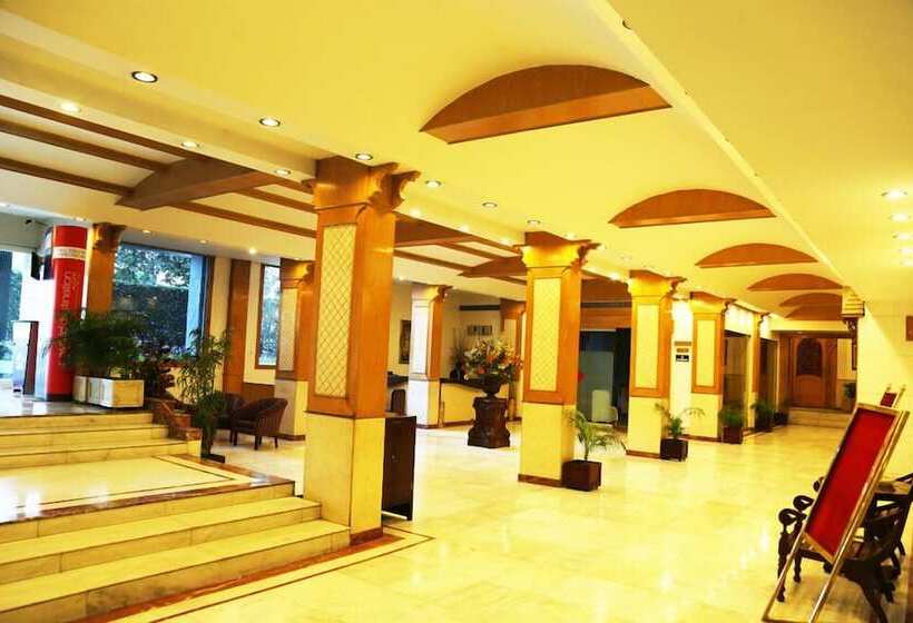 Отель Kamal Palace