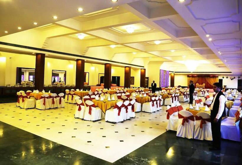 Отель Kamal Palace