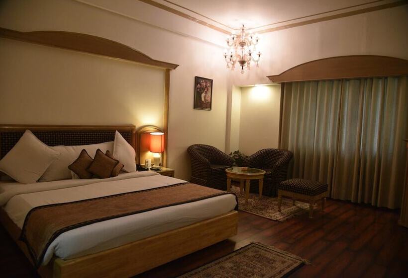 Отель Kamal Palace