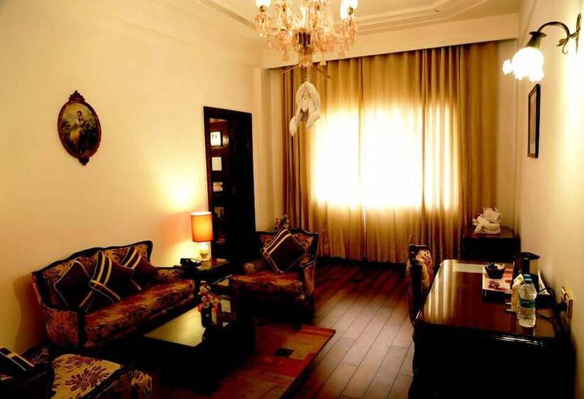 Отель Kamal Palace