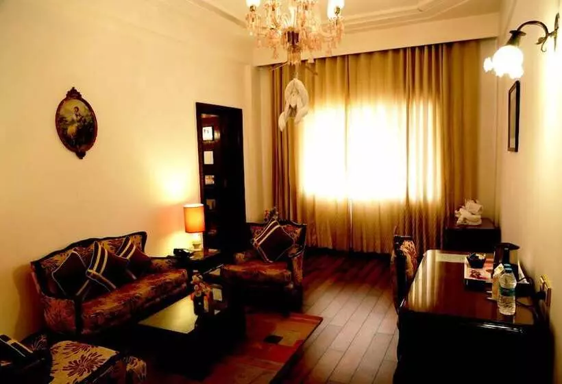 ホテル Kamal Palace