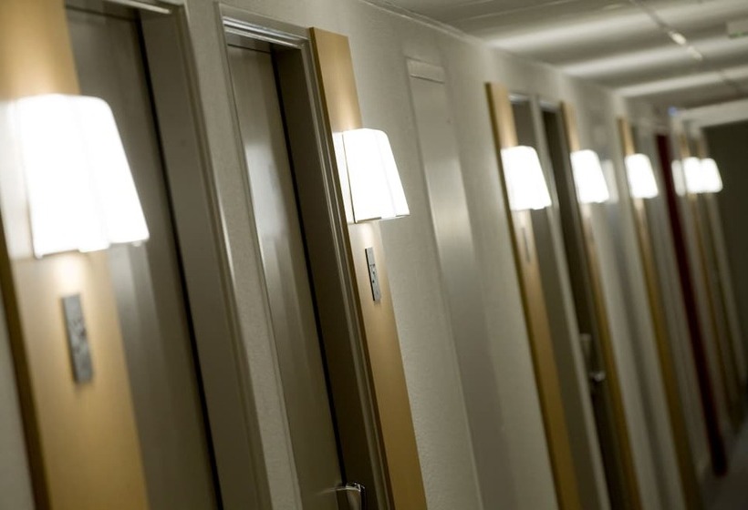 B&b Hotel Bordeaux Lac Sur Bruges