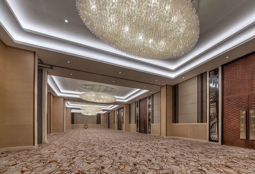 Best Western Plus The Ivywall Hotel   Palawan