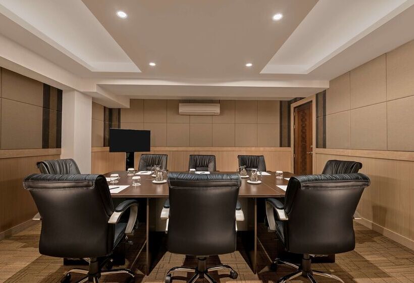 Best Western Plus The Ivywall Hotel   Palawan