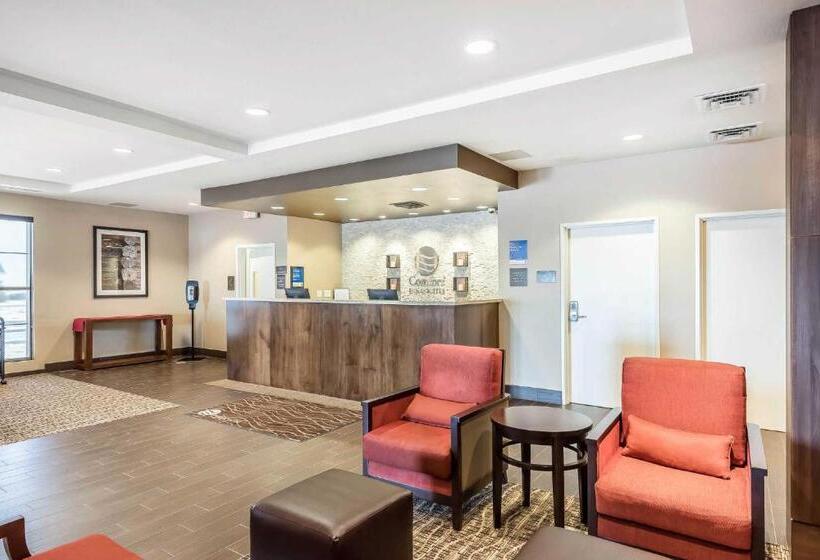 호텔 Comfort Inn & Suites Sidney I 80