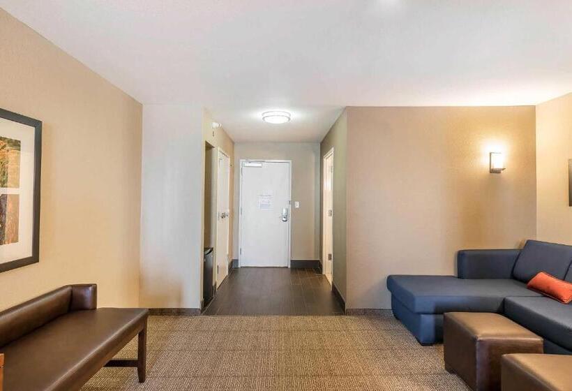 호텔 Comfort Inn & Suites Sidney I 80