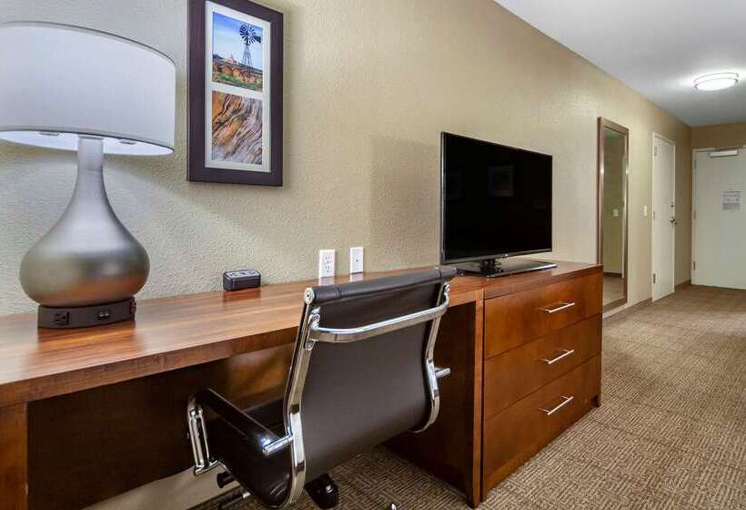 호텔 Comfort Inn & Suites Sidney I 80