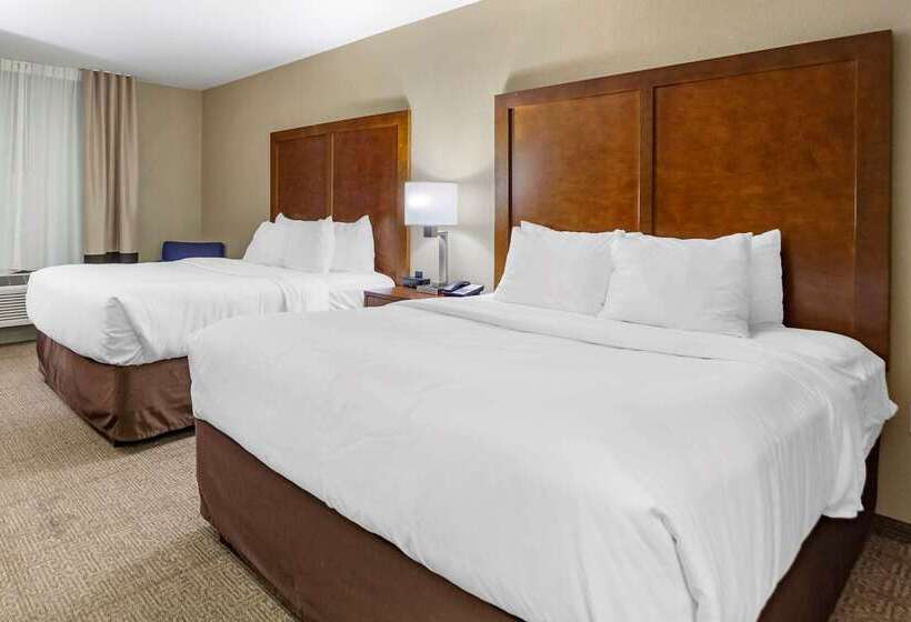 호텔 Comfort Inn & Suites Sidney I 80