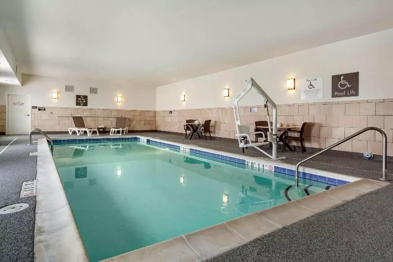 ホテル Comfort Inn & Suites Sidney I 80