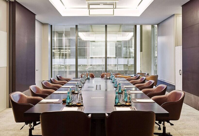 ホテル Fairmont Quasar Istanbul