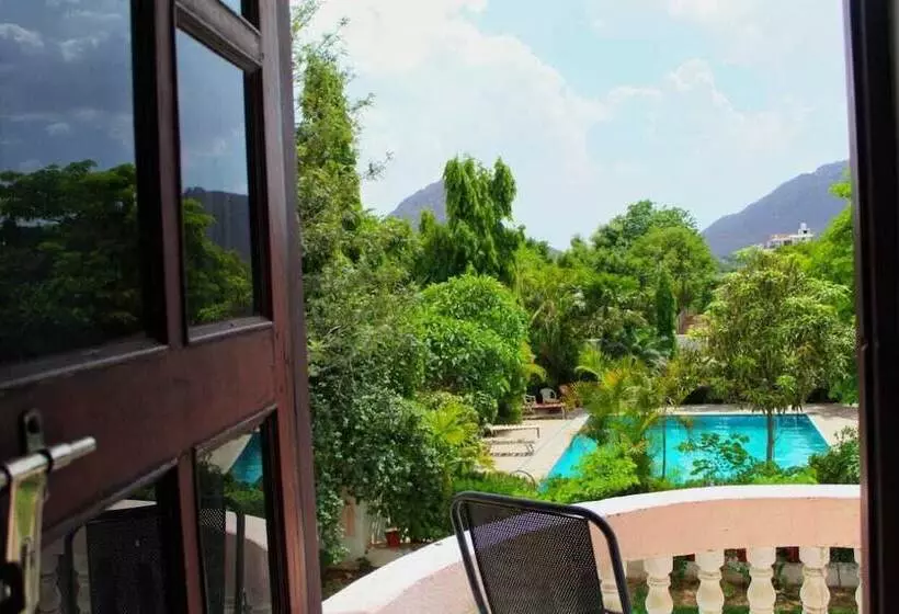 ホテル Green Park Resort