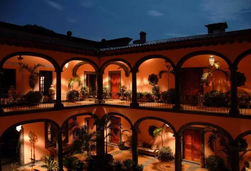 هتل Hacienda De San Antonio