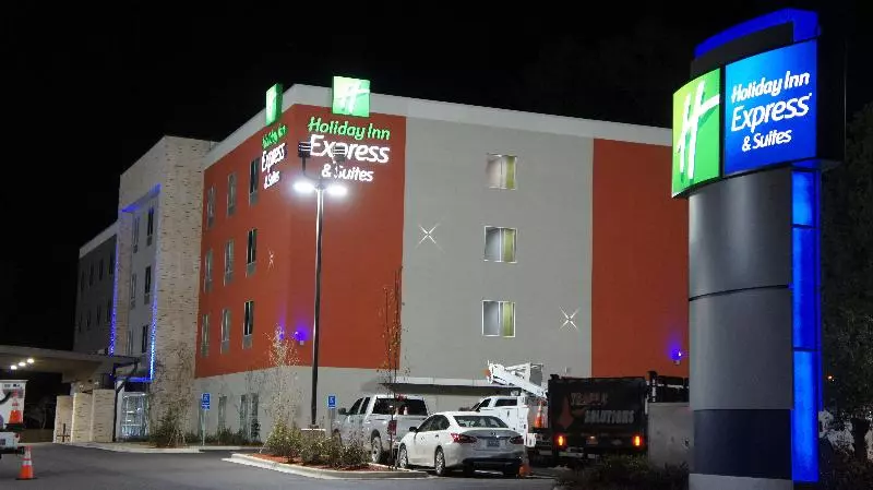 ホテル Holiday Inn Express Pineville Alexandria Area By Ihg