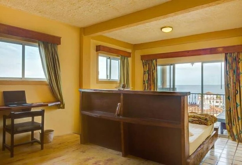 Отель Hostal Vallarta Suites