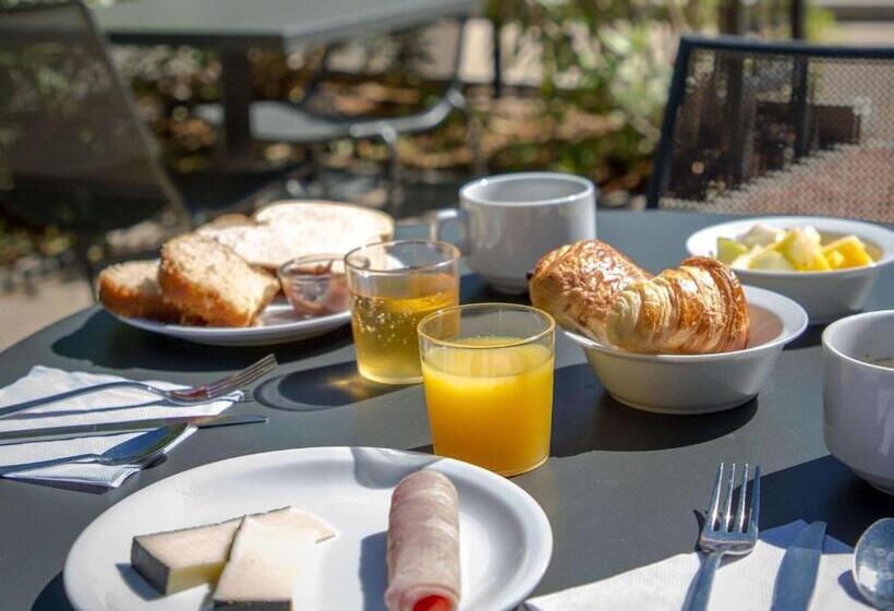 호텔 Ibis Budget Brignoles Provence