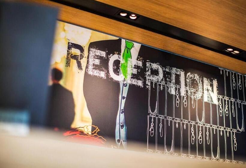 호텔 Ibis Budget Brignoles Provence