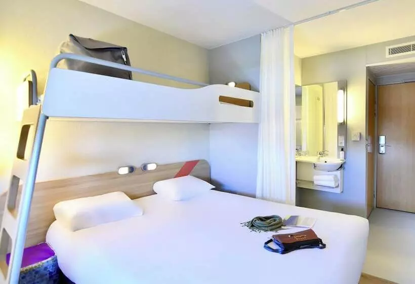 ホテル Ibis Budget Nantes Reze Aeroport