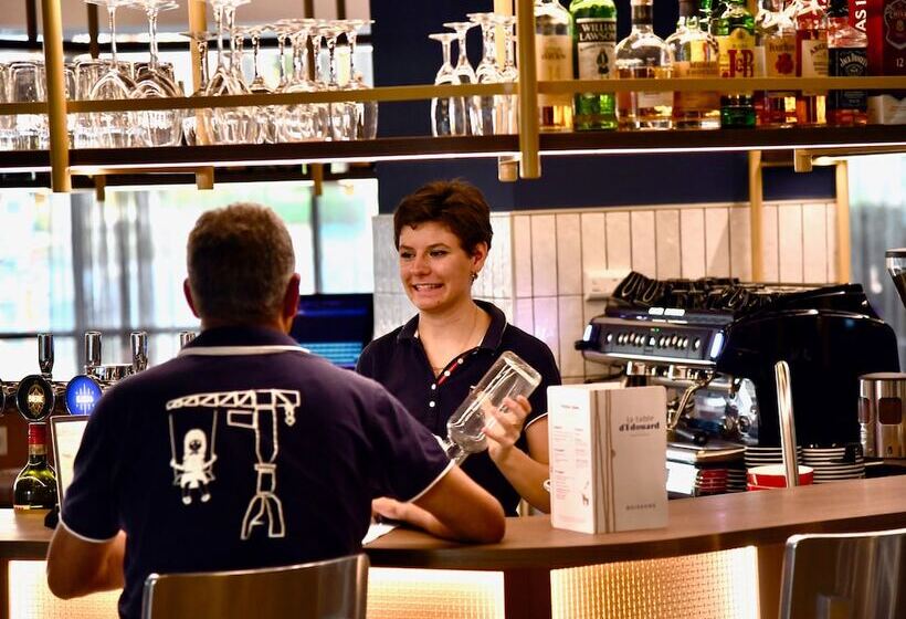 ホテル Ibis Budget Nantes Reze Aeroport