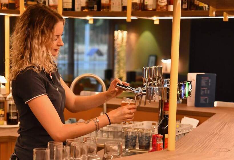 ホテル Ibis Budget Nantes Reze Aeroport