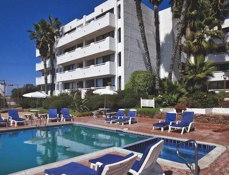 هتل La Paloma Beach&tennis Resort