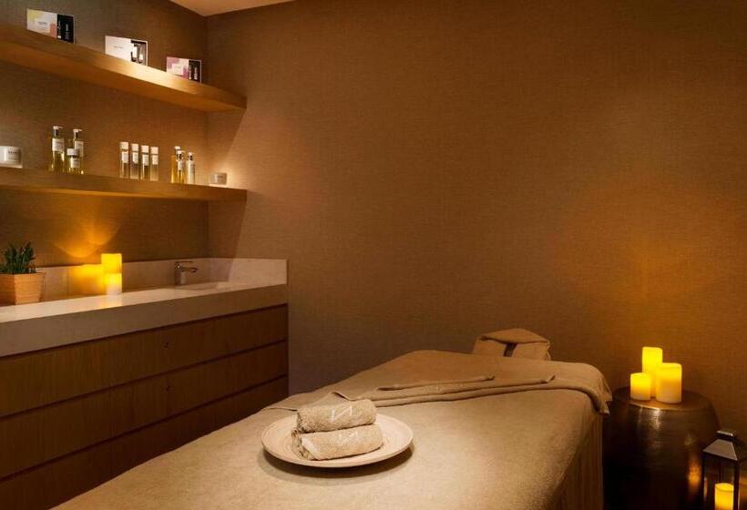 La Ville Hotel & Suites City Walk Dubai, Autograph Collection