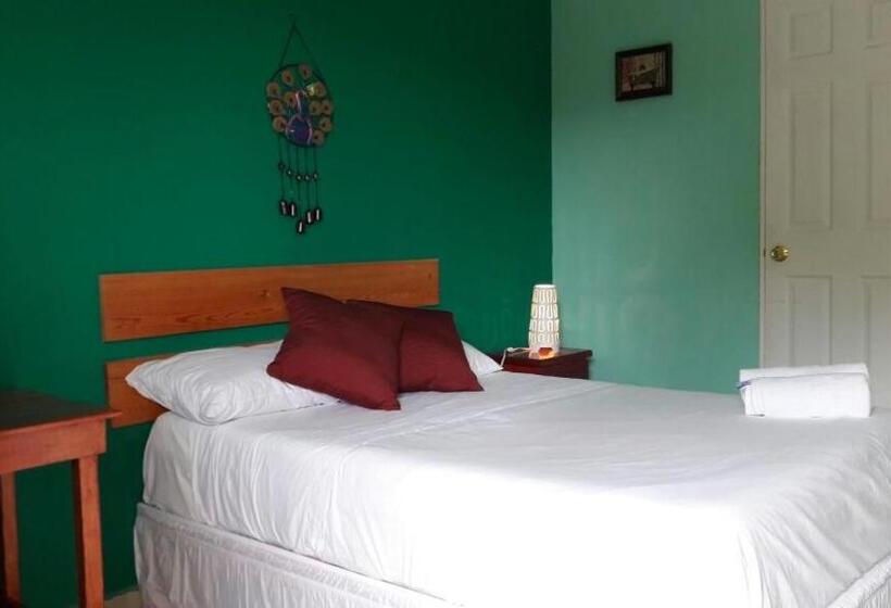 فندق Mansion Giahn Bed & Breakfast