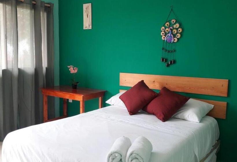 فندق Mansion Giahn Bed & Breakfast