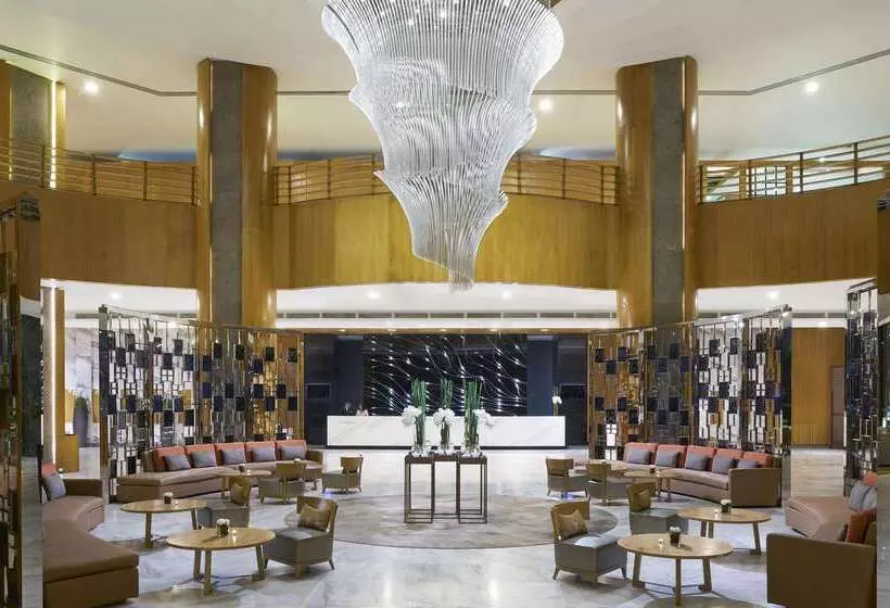 ホテル Melia Yangon