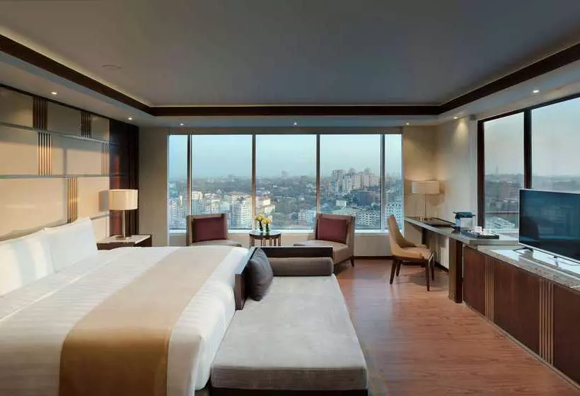 ホテル Melia Yangon