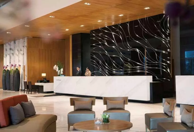 ホテル Melia Yangon