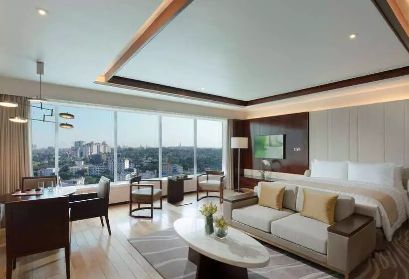 ホテル Melia Yangon